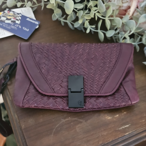 Elliott Lucca Handbags - Maroon woven clutch